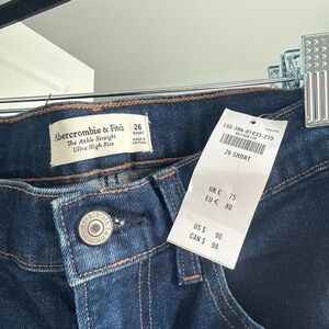 Abercrombie & Fitch Dark Blue Ankle Straight Jeans